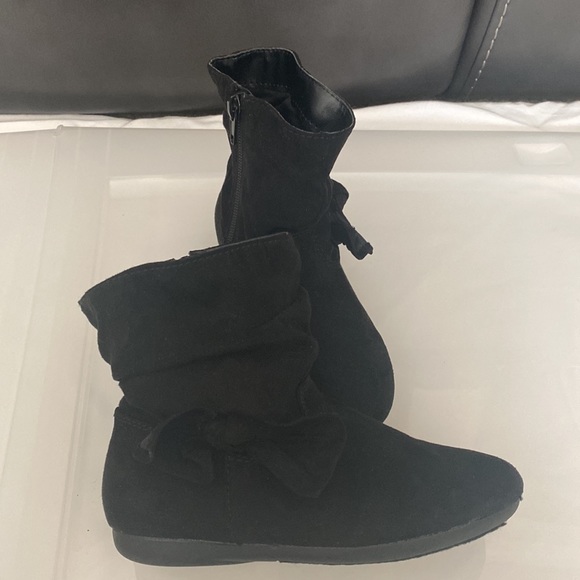 Toddler girl boots size 11 - Picture 2 of 3